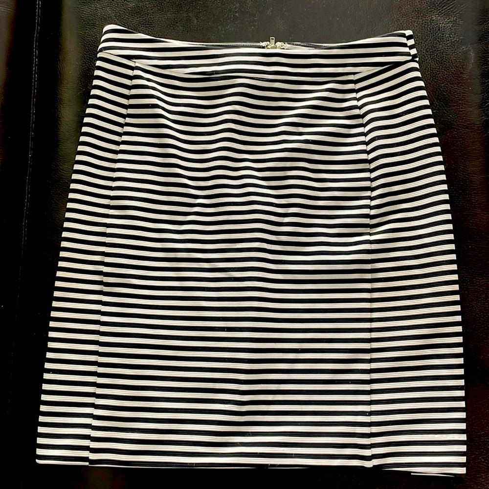 Black and white striped stretch skirt